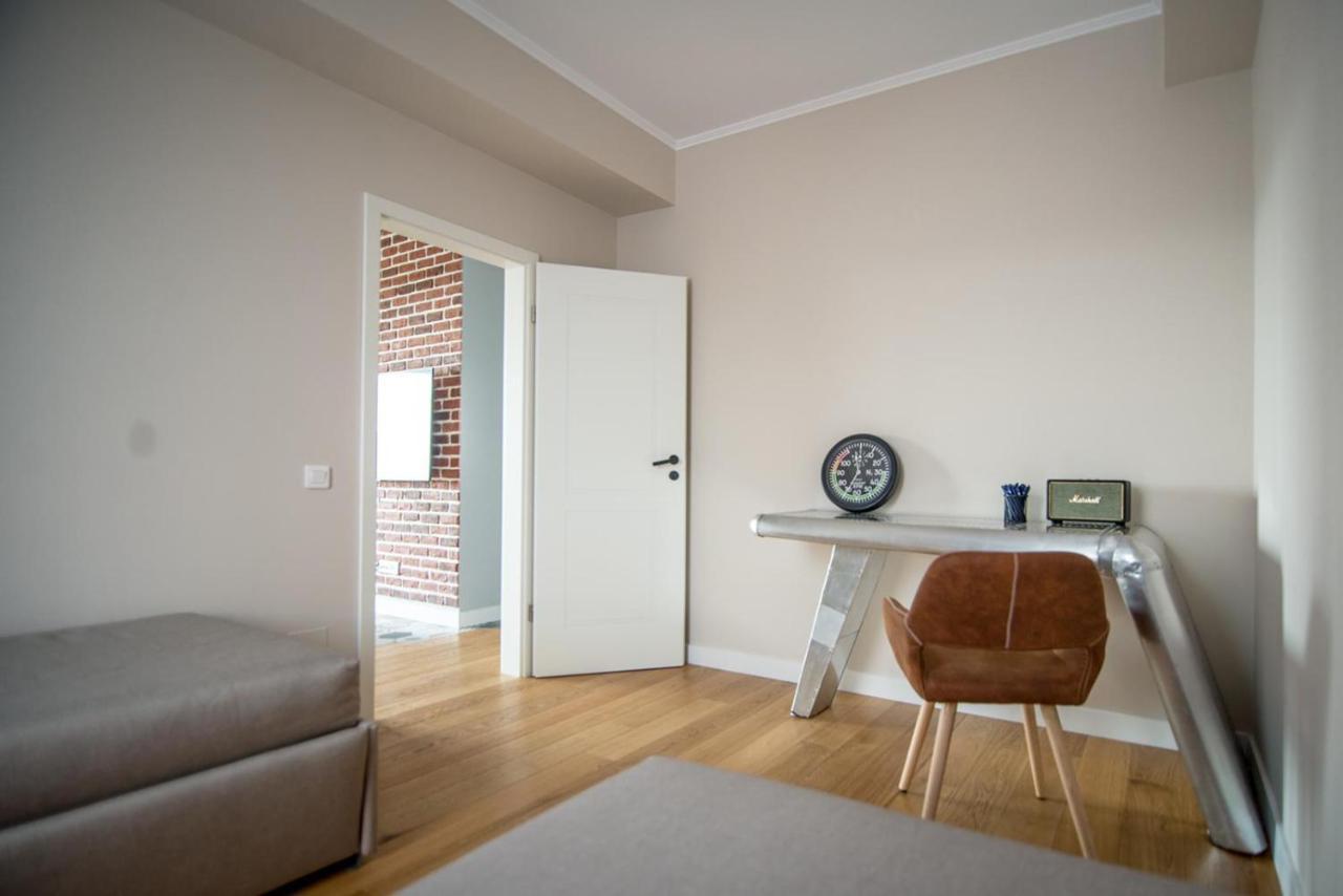 The Aviator Apartment - Jacuzzi & Panoramic View Cluj-Napoca Extérieur photo