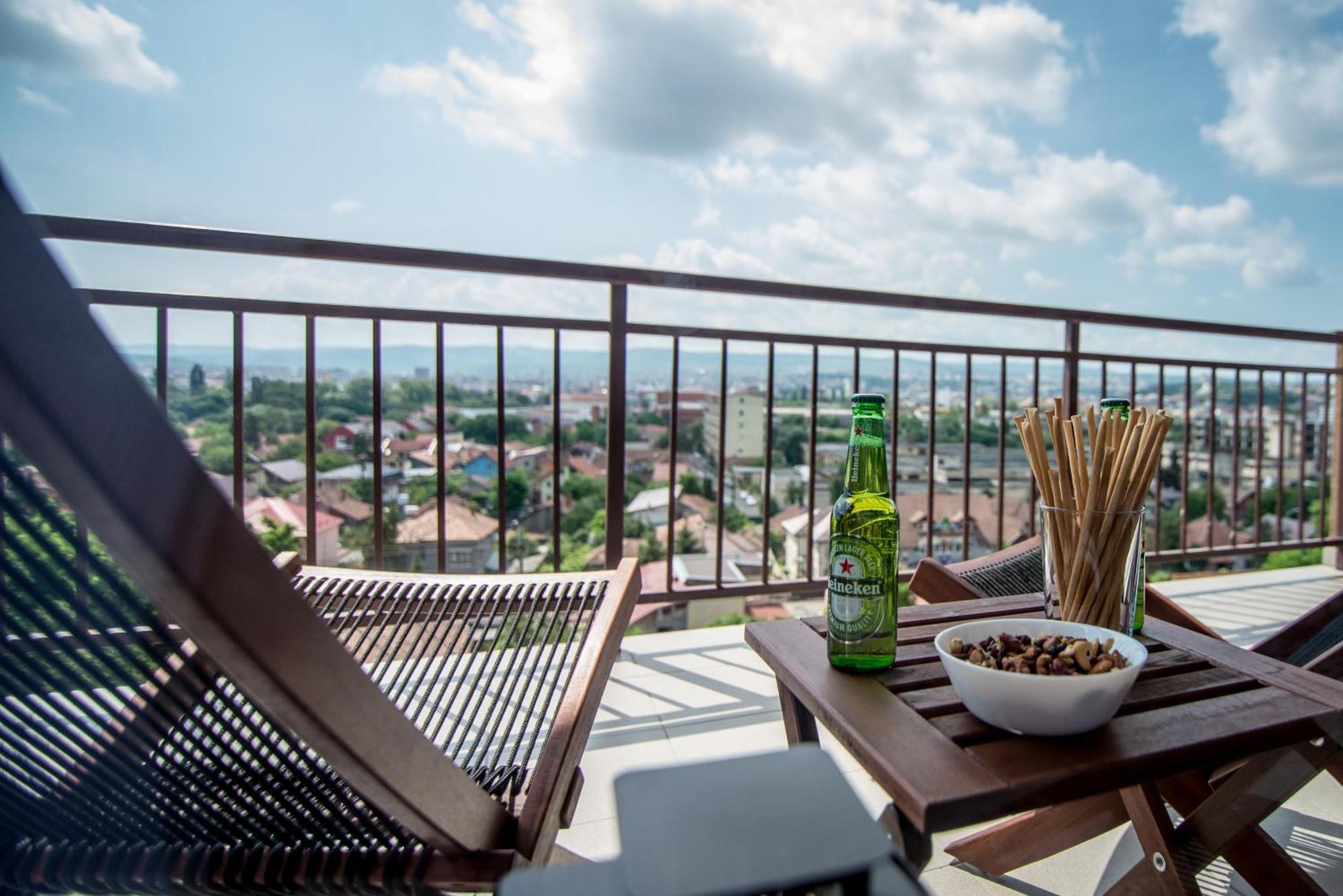 The Aviator Apartment - Jacuzzi & Panoramic View Cluj-Napoca Extérieur photo